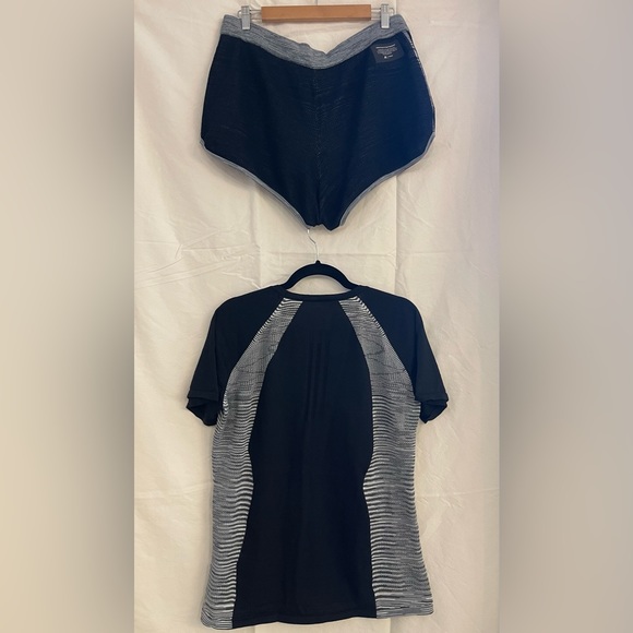 Adidas x Missoni Shorts and Top in Black & Gray. Size: L. - Picture 3 of 6